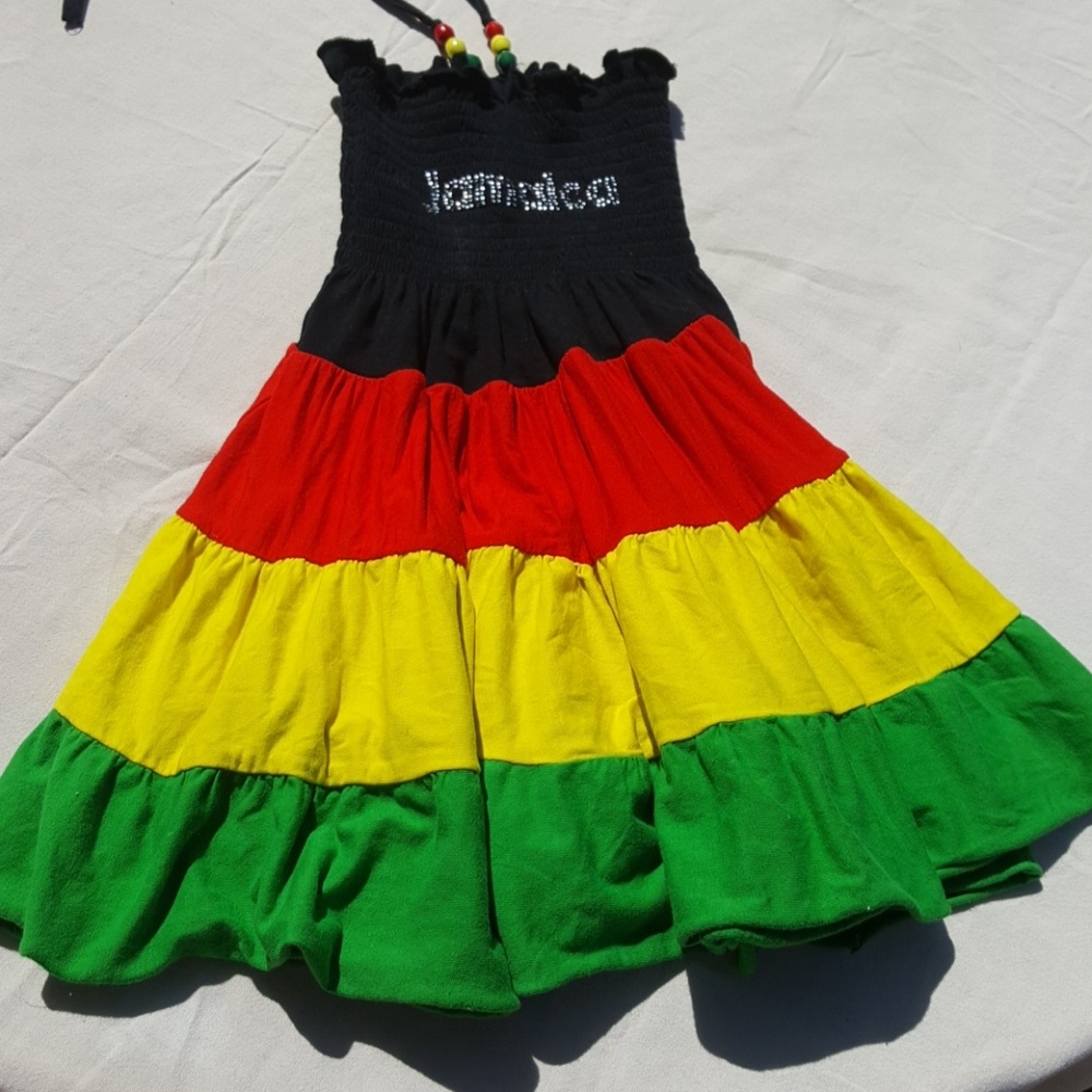 Dress - Picture 3 of 4